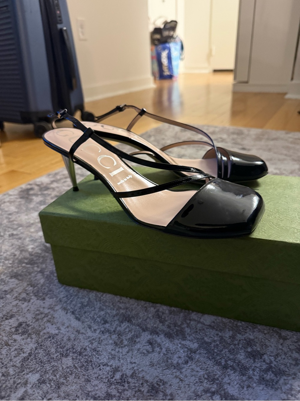 NWT Trendy GUCCI Vitello Vernice Black Patent Leather Slingback Heel size 40.5 - Picture 2 of 10